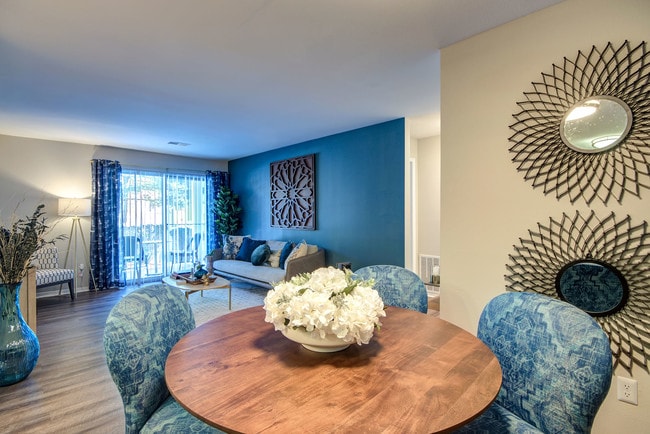 Saddle Ridge Apartments, Ashburn, VA 20147 - photo 7