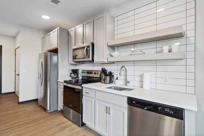 423 E Michigan St unit ID1026469P, Indianapolis, IN 46204 - photo 6