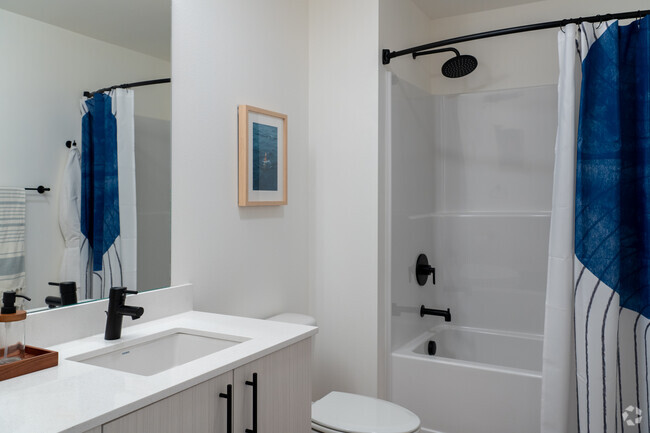 1BR, 1BA, - 575SF - Bathroom