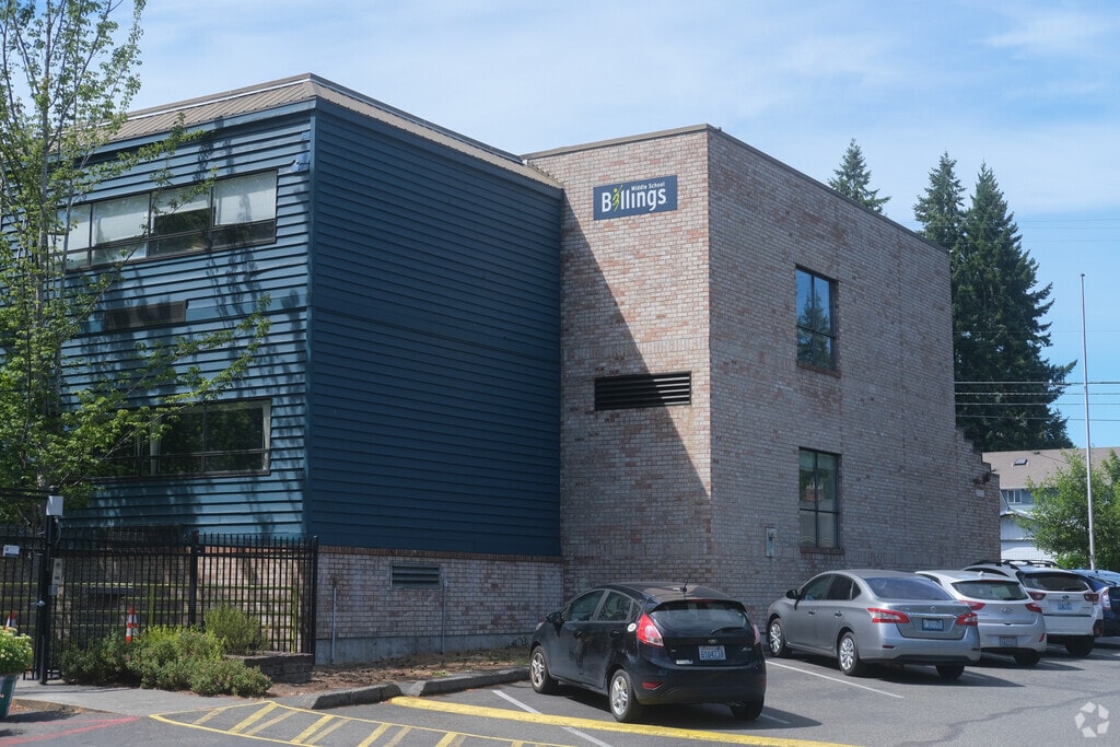 Building of Billings Middle School in Green Lake, Seattle WA