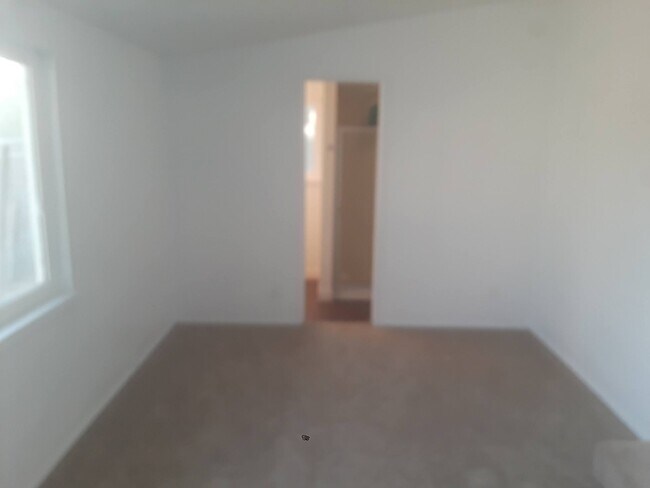 1503 E Avenue q6 unit 1, Palmdale, CA 93550 - photo 4