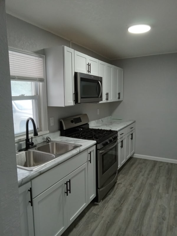 835 Us-20 Unit 8, LaGrange, IN 46761