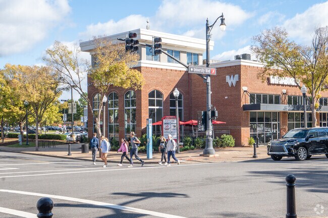 Take a walk and enjoy all that the strip has to offer in Tuscaloosa.