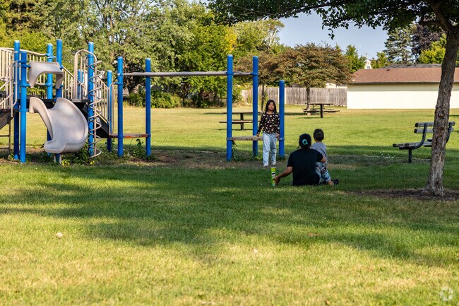 Residents in Imperial Park enjoy the proximity to VT Pride Park.