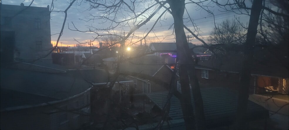 311 E Harrison St unit Bourdoir, Kirksville, MO 63501 - photo 1