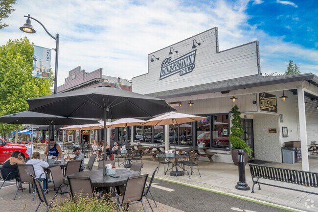 Cooperstown offers a wide variety of outdoor seating in the Glenmorrie neighborhood.