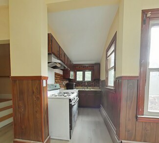 22 Grand View Ave Unit 2, Somerville, MA 02143