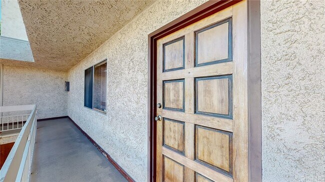 12157 Moorpark St unit 202, Studio City, CA 91604 - photo 7