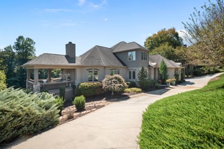 271 44th Ave Cir NW, Hickory, NC 28601