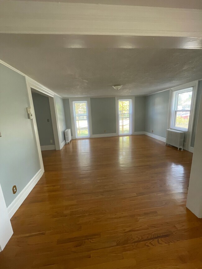 110 Woodward St Unit Lower Level, Ypsilanti, MI 48197