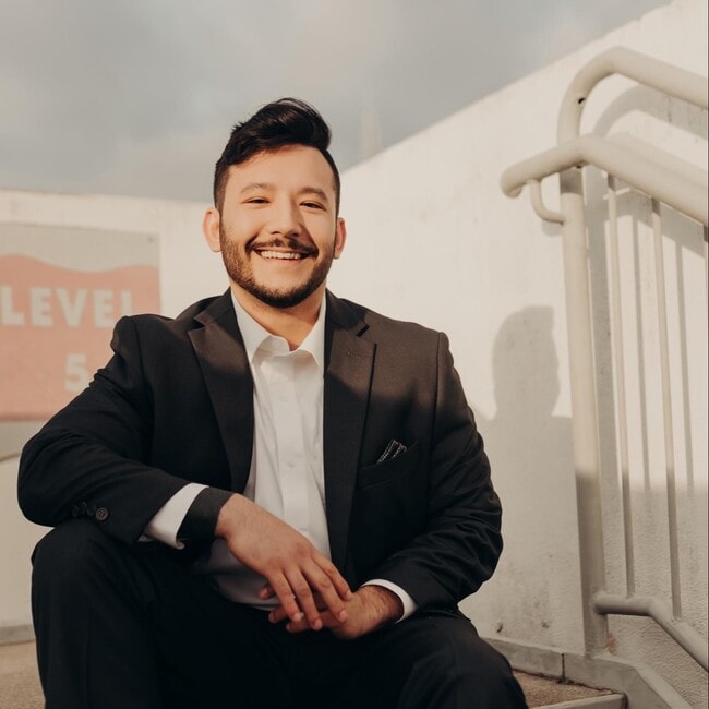 Agent Photo
