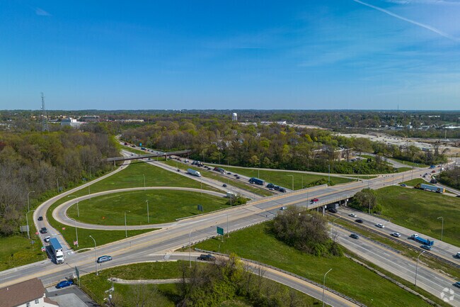 Major highways I-95 and I-495 are around the corner, making your commute a breeze in Claymont.