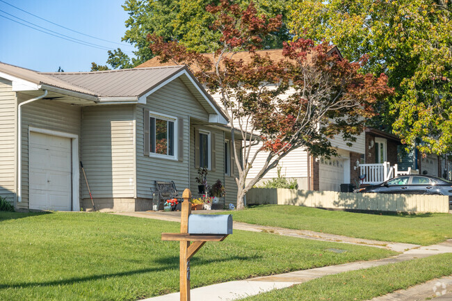 The Youngston-Holliday Hills area offer quiet family living that everyone loves.