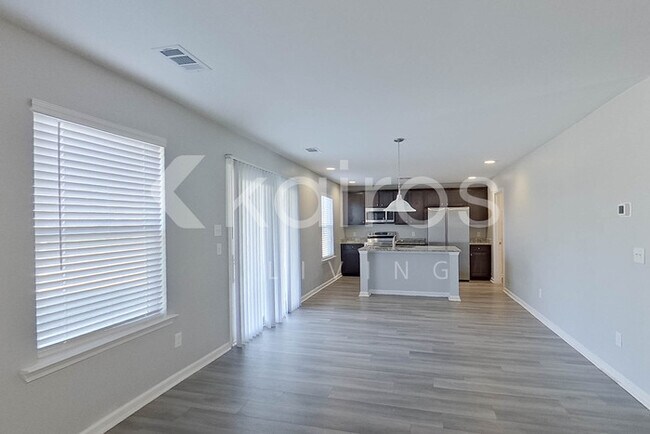 102 Colonial Way, Springfield, GA 31329 - photo 5