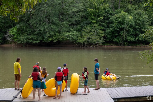 Looking to do a little floating down the Chattachoochee River on a weekday afternoon.