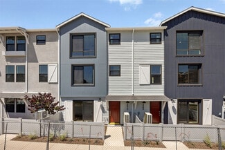 2572 Chamomile Ln, Carlsbad, CA 92008