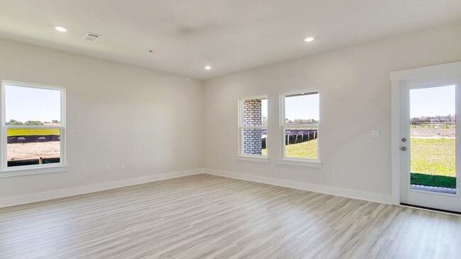 6622 Brookridge Dr, Hahira, GA 31632 - photo 4