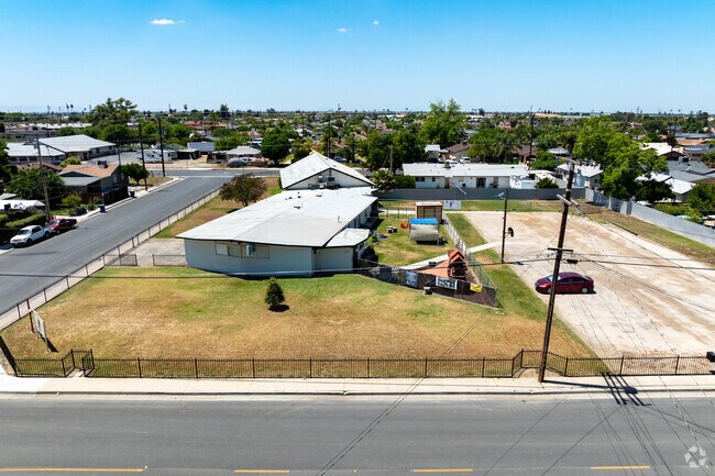 Your kids will enjooy learning in the inspiring atmosphere of Sequoia Christian Academy.
