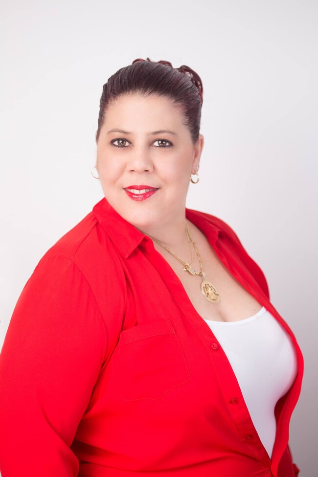 Yamila Gallinal | Real Estate Agent in Miami, FL - Homes.com