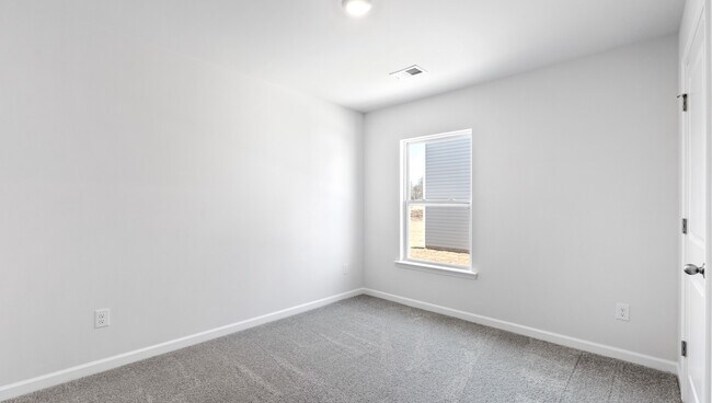 1617 Martingale Way, Roebuck, SC 29376 - photo 3