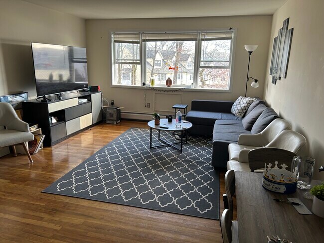 59 W Catherine St unit Number 4, Nyack, NY 10960 - photo 3