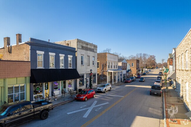Nearby Wilmore has a main street with shops just outside of Keene-Dixon Town.