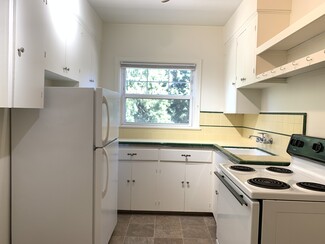 2073 SW Park Ave, Portland, OR 97201