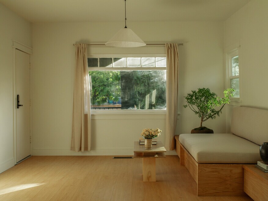 1807 Montana St unit 4, Los Angeles, CA 90026 - photo 1