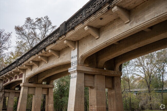 Features of River Landing include Native American archeological mounds, playground, and more.