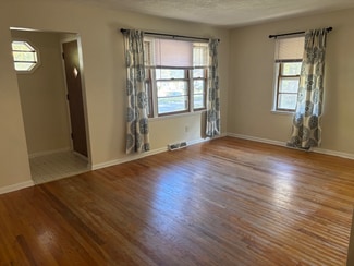 3600 Urbandale Ave Unit 3600 Urbandale Ave, Des Moines, IA 50310