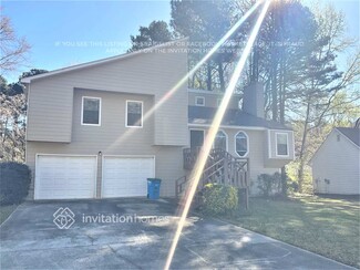 2850 Park Chase Dr, Snellville, GA 30039