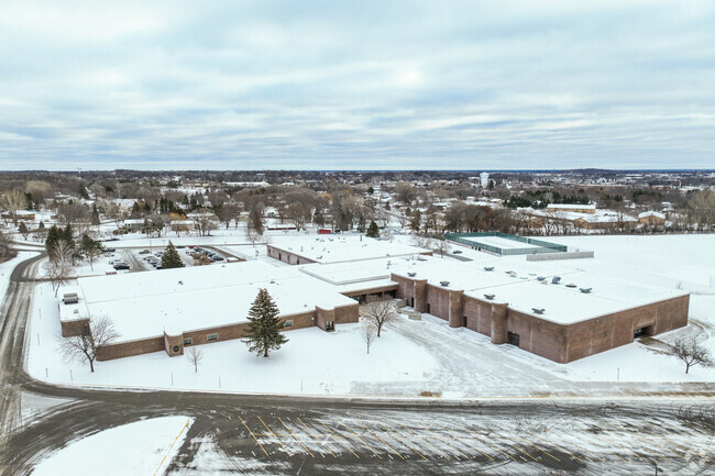 Salk Middle School lies in northern Elk River.