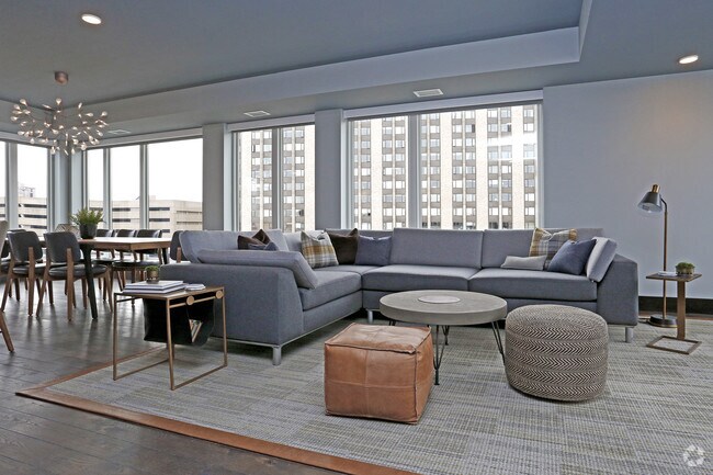 Maverick, Minneapolis, MN 55401 - photo 6