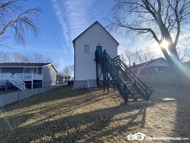 3916 9th St, Des Moines, IA 50313 - photo 5