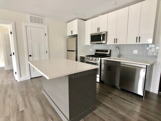 308 Belgrade Ave Unit 303, Boston, MA 02131