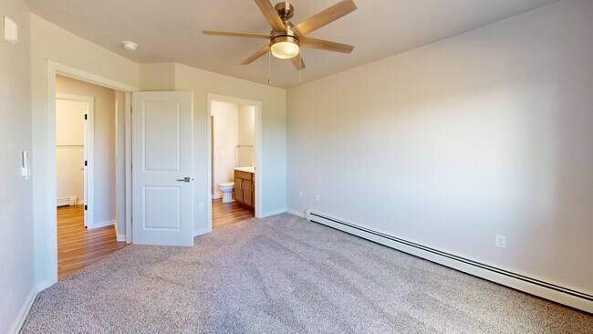 2 Bed/2 Bath Bathroom (1100-41)