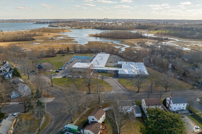 Beechwood Knoll Elementary School in Quincy is situated just by the water.