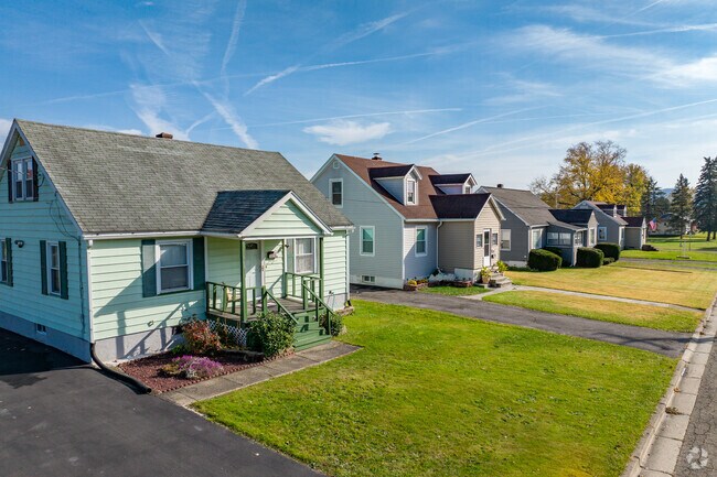 Single-family homes are the most common housing style in Binghamton.