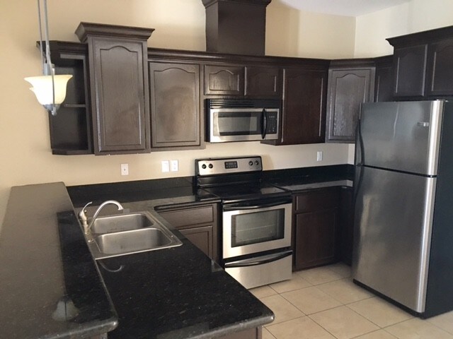 1403 W Fig Ave unit 4, Pharr, TX 78577 - photo 2