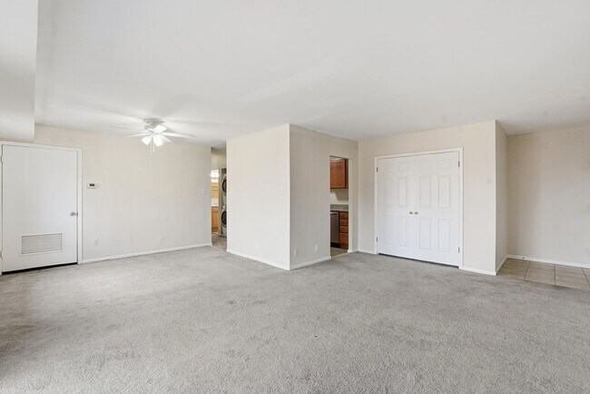 6230 Edsall Rd, Alexandria, VA 22312 - photo 5