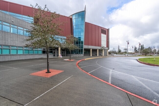 Cavelero Mid High School in Old Town Lake Stevens is rated B in Niche.