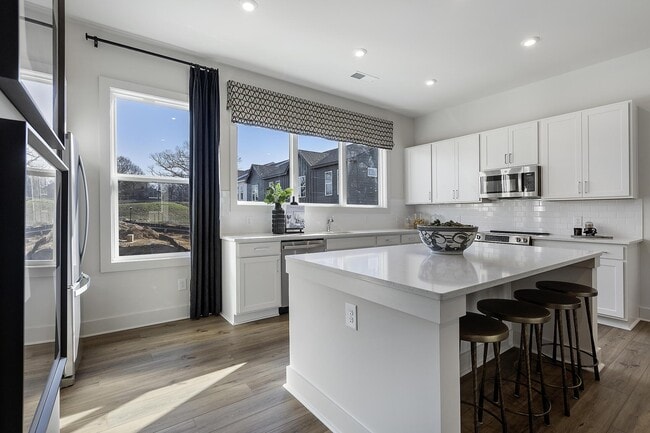 1335 Boulevard Se Atlanta Ga 30315 Usa Blvd unit 38159228, Atlanta, GA 30315 - photo 2