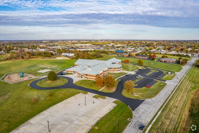 Baker Intermediate School teaches students in 5th and 6th grade.