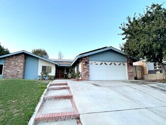 5808 Dorset Dr, Bakersfield, CA 93306