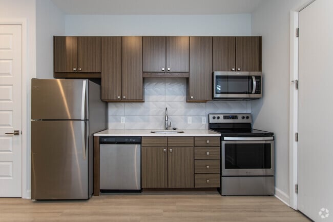 1BR, 1BA - 440 SF - A1