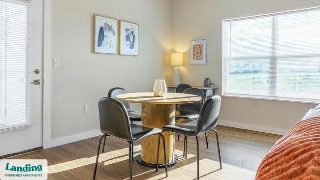 9906 Runway Dr unit 2569-308, Indianapolis, IN 46234 - photo 2