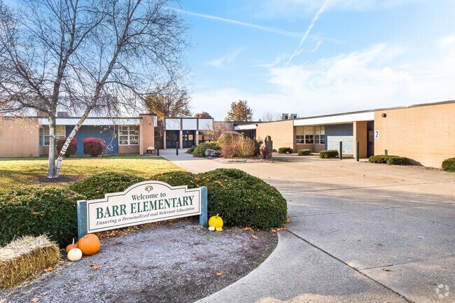 Ransom H. Barr Elementary School is a public school near East Fairmount.