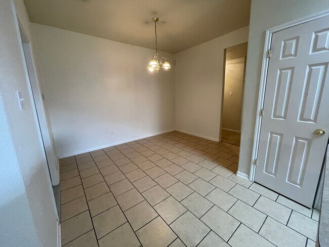 1906 Charleston Ct unit B, Killeen, TX 76542 - photo 5