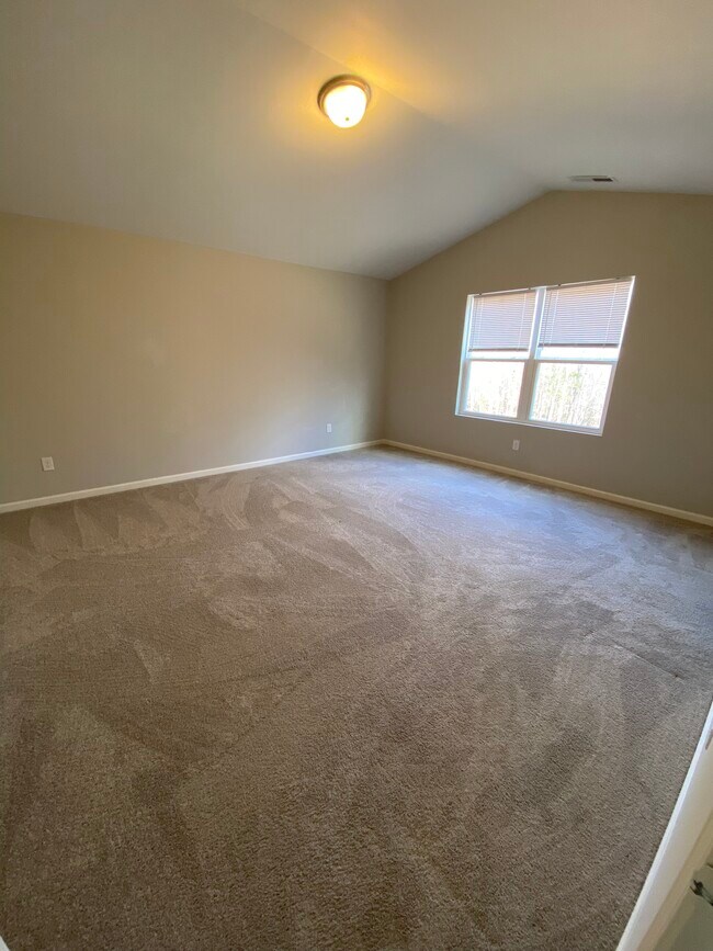 2036 E Park Dr, Lancaster, SC 29720 - photo 2