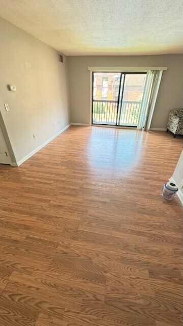 1274 E Main St Unit D10, Meriden, CT 06450